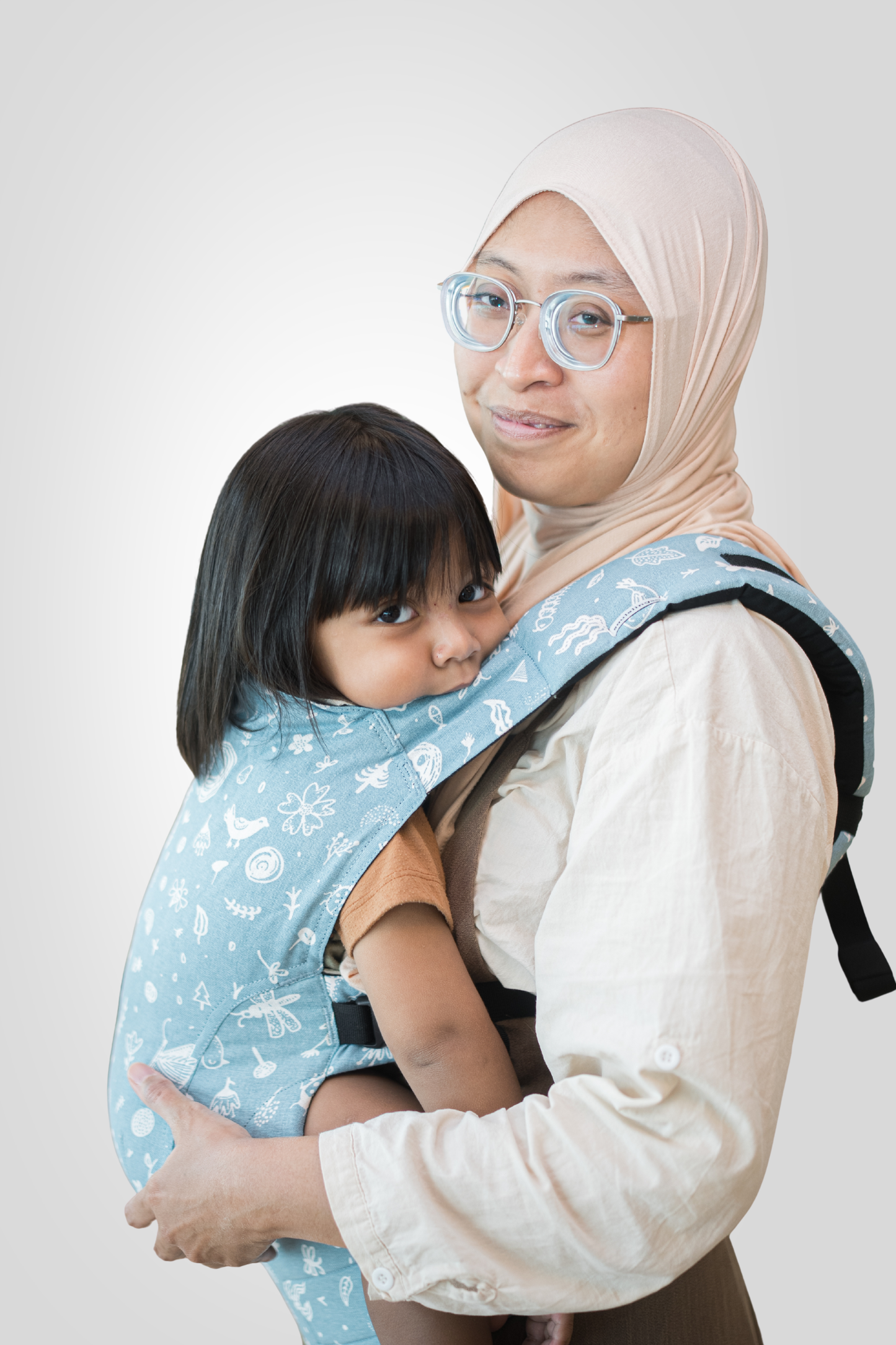 Maya Baby Carrier- Frost