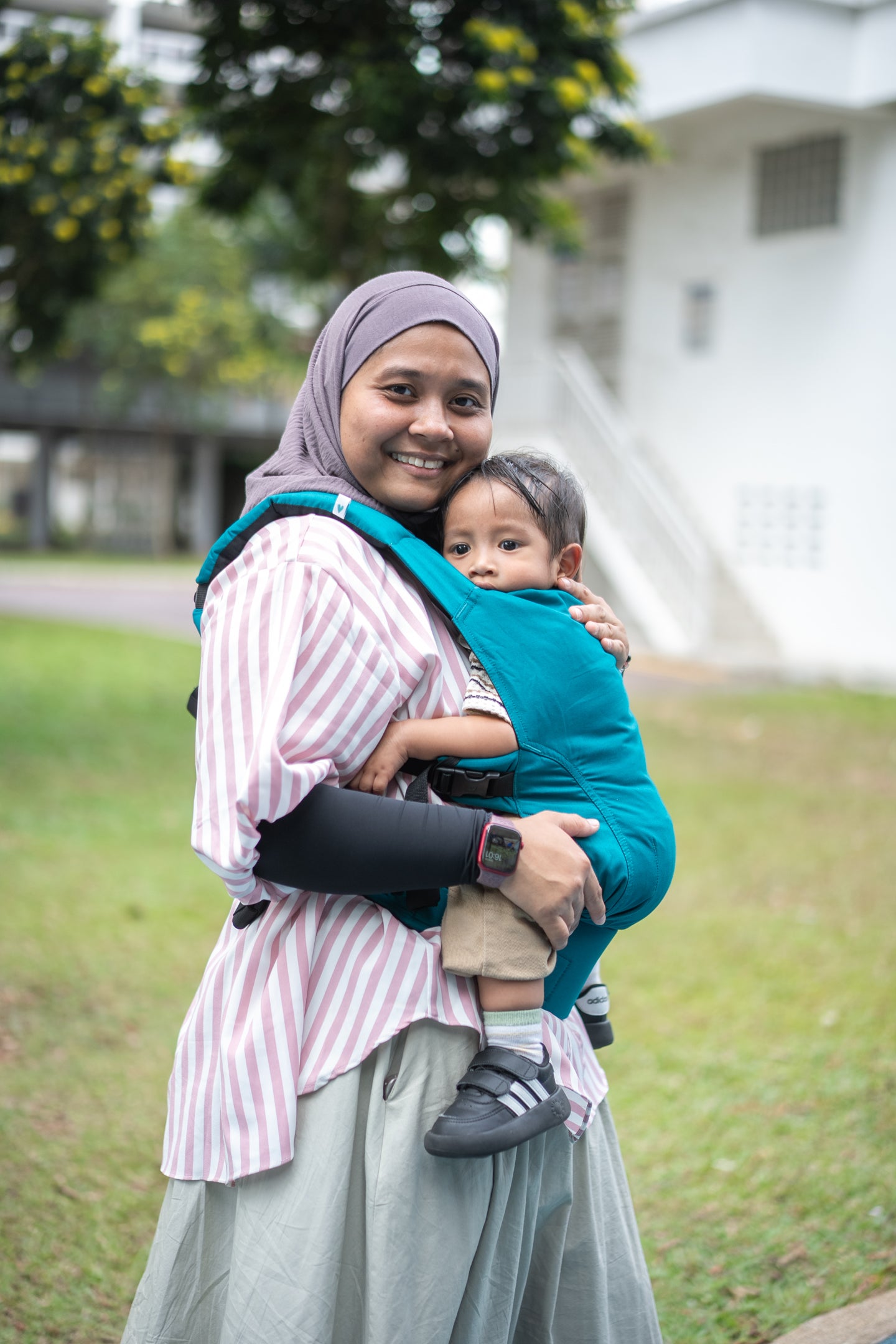 Maya Toddler Adjustable Carrier (1.5 years - 5 years)