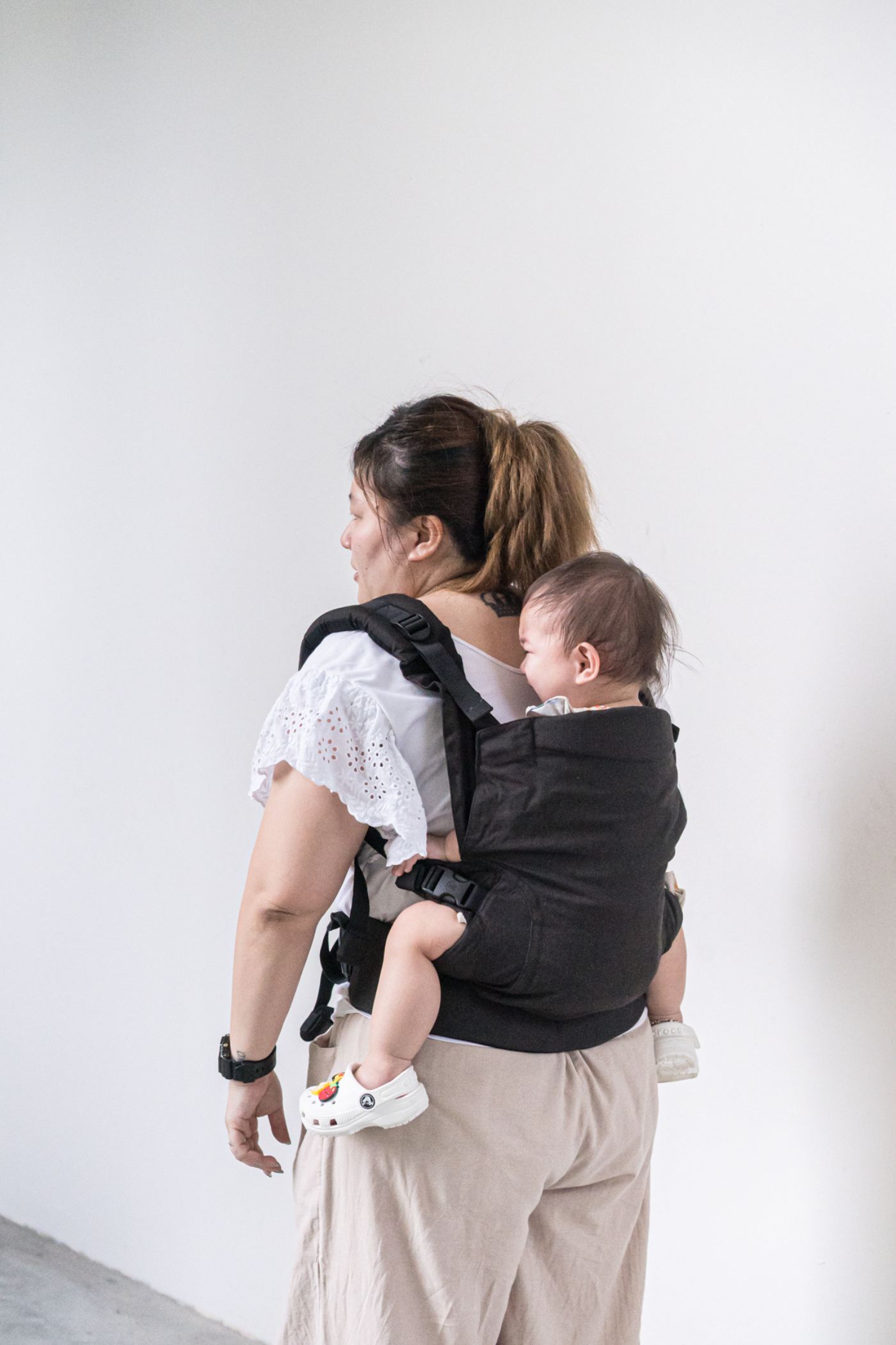 Aseema Baby Carrier- Black