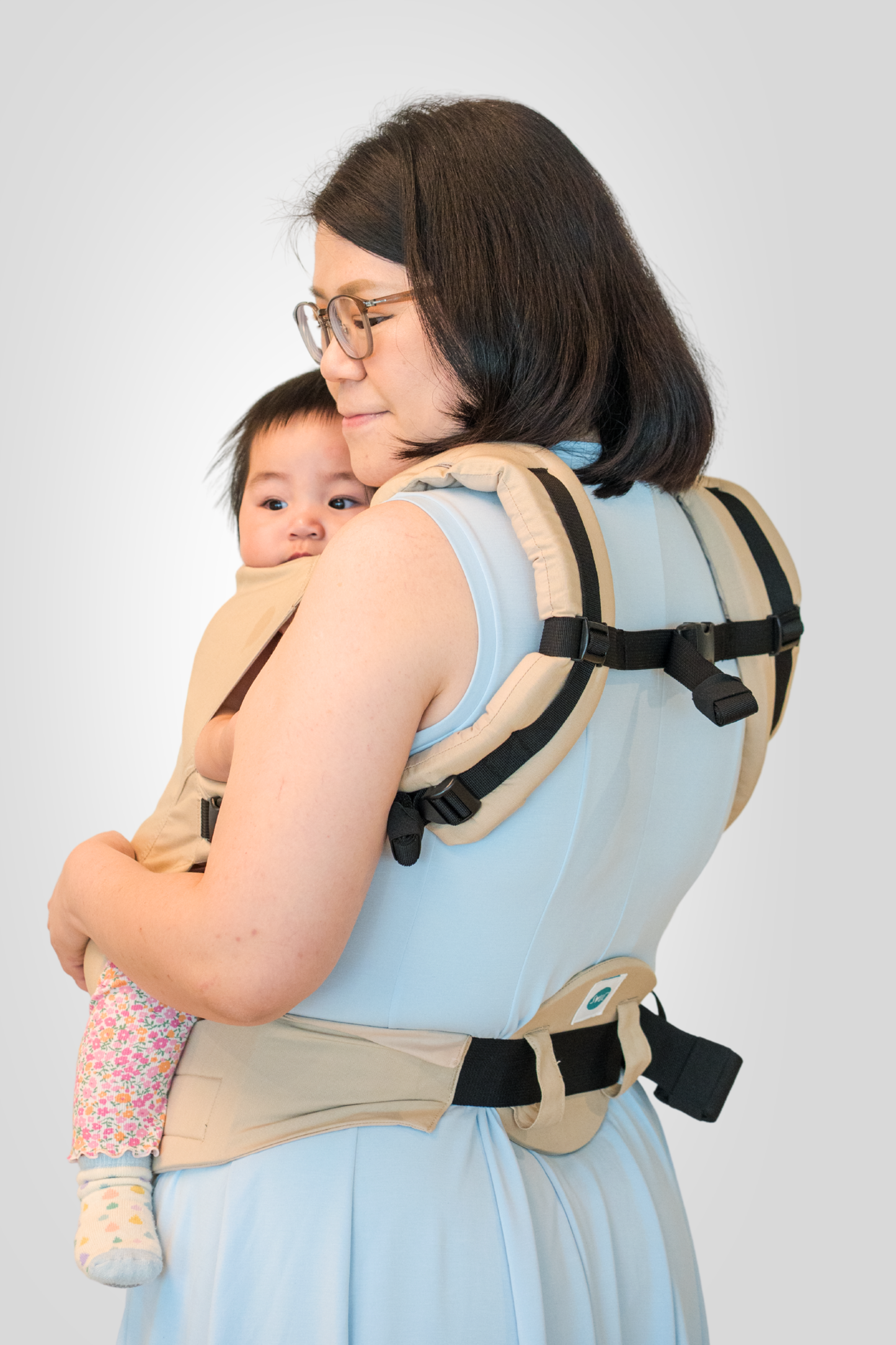 Maya Baby Carrier- Oat