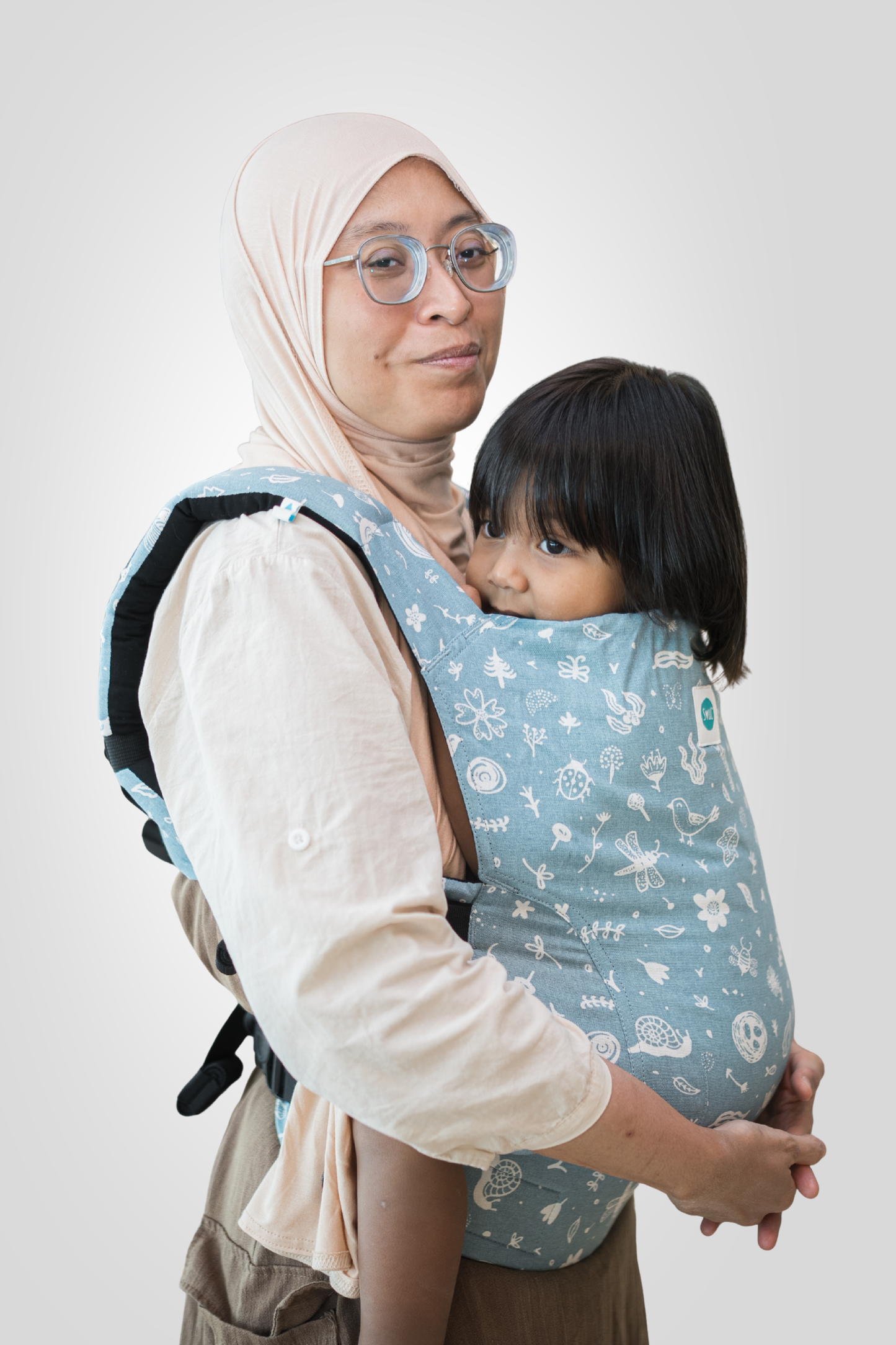 Maya Baby Carrier- Frost